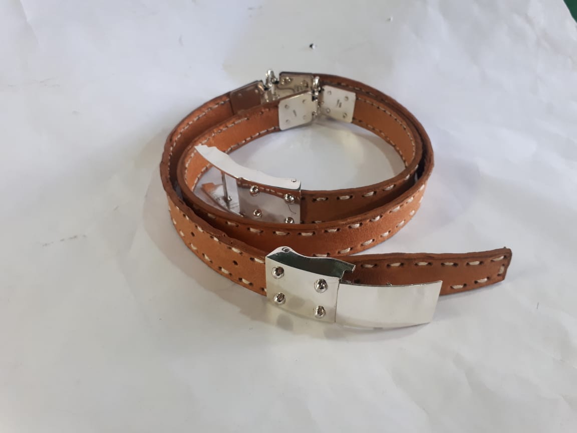 Cinturón de herrajes.